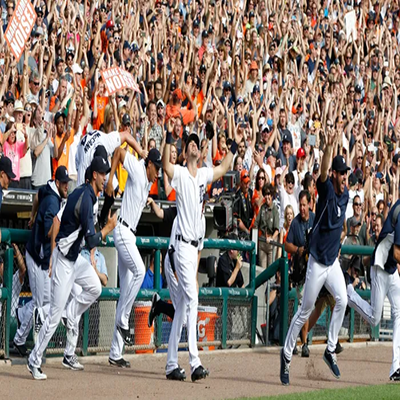 Tigers fans cheering